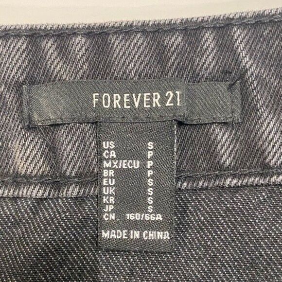 Forever 21 Women's Size Small Black Denim Button Front Y2K Skirt 50B2 - Picture 3 of 7